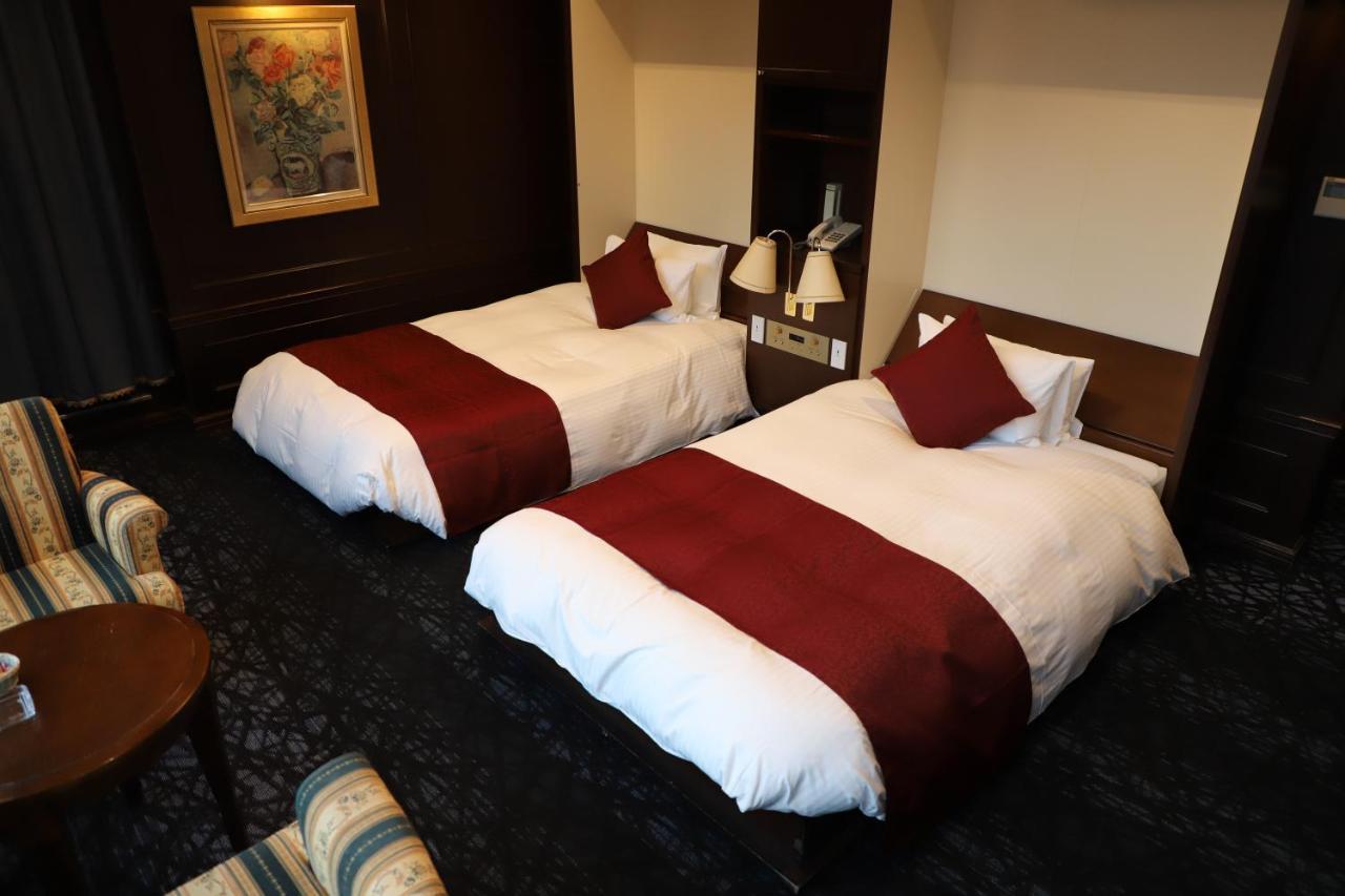 Hotel Sunlife Garden Hiratsuka Buitenkant foto